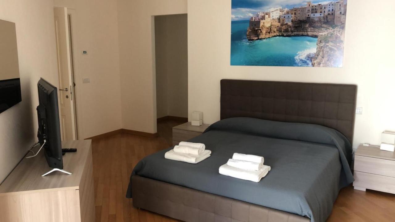 Berga Exclusive Suite 4 Bari Bagian luar foto