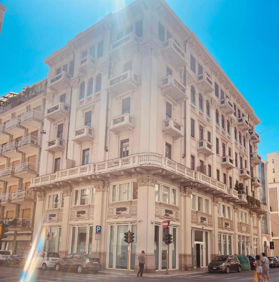 Berga Exclusive Suite 4 Bari Bagian luar foto